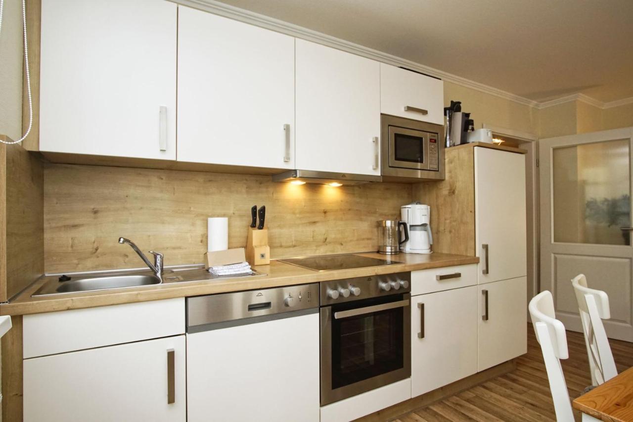 Mit Meerblick Und Balkon, Gratis Nutzung Vom Ahoi Erlebnisbad Und Sauna In Sellin - Meeresblick Fewo 38 เกอเรน ภายนอก รูปภาพ